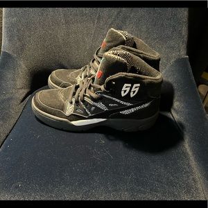 Adidas mutombo mens size 12